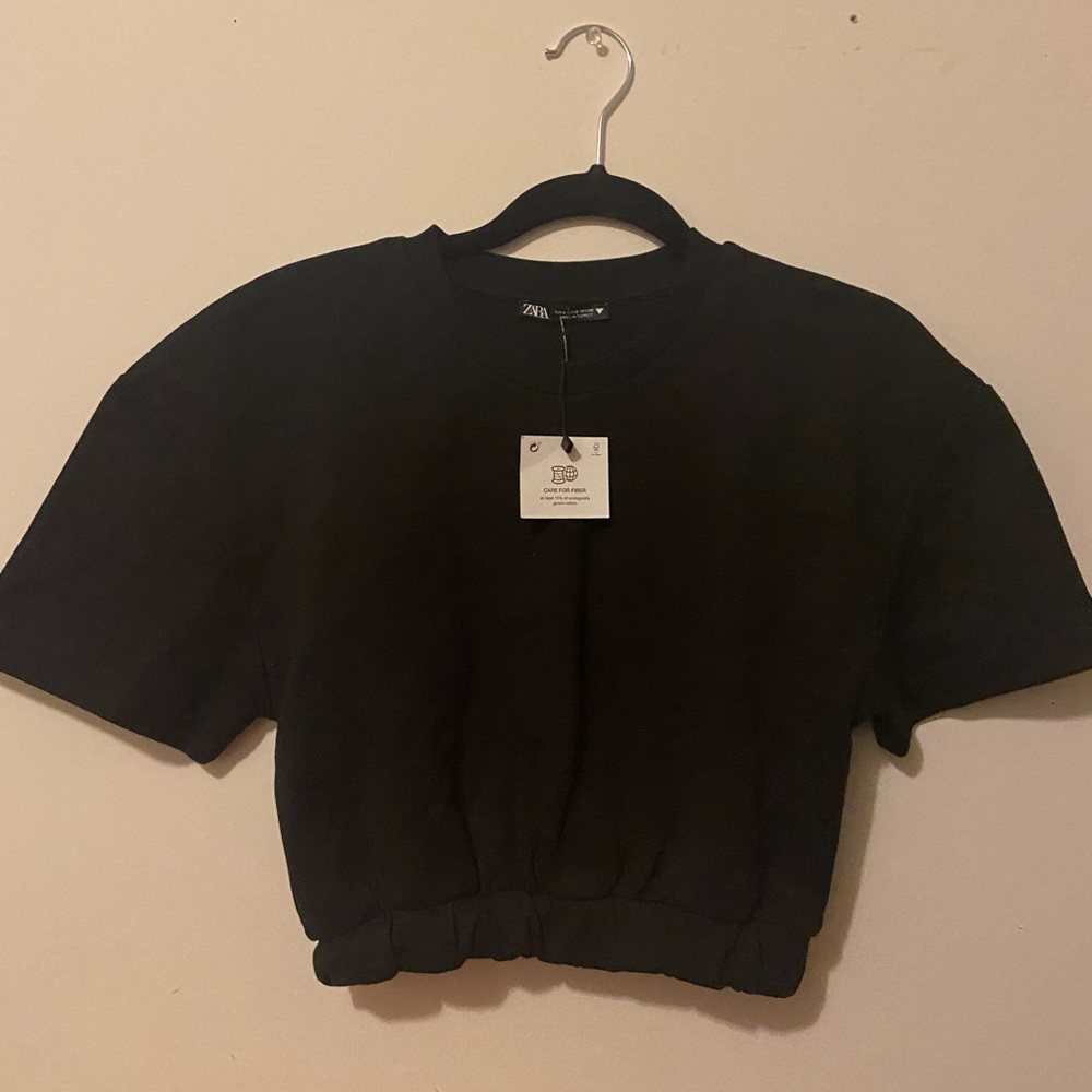 Zara Crop Top, Size Small.  Brand New!